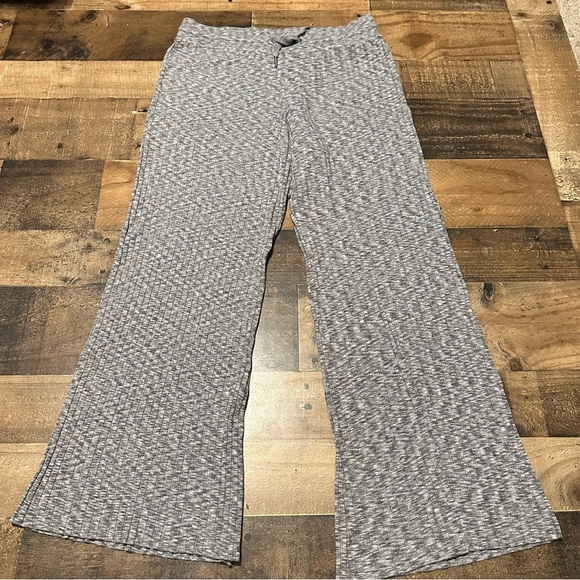 Athleta Revolve Ribbed Pants - Picture 3 of 5